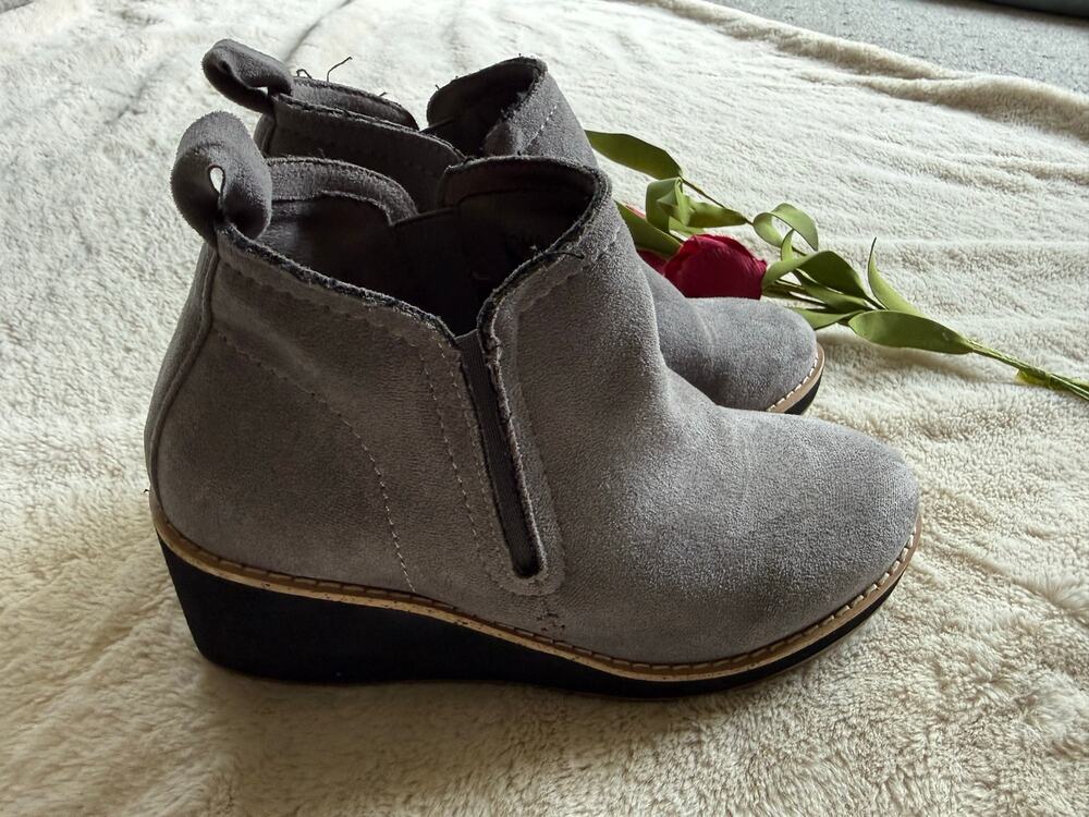 Corkys Tomb Wedge Boots Size 7